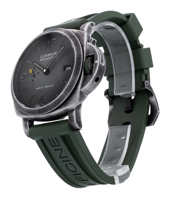 Panerai Luminor 1950 PAM01412 Image 2